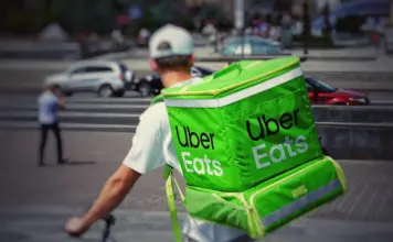 Come fare 1000 dollari a settimana con Uber Eats: La mia storia