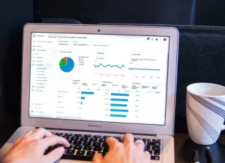 Come nominare le colonne in Google Sheets
