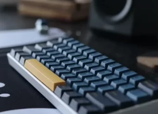 Come usare due tastiere su un computer