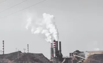 Qual è il produttore dei televisori Skyworth?