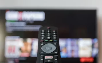 Come riparare il telecomando del televisore Philips che non funziona